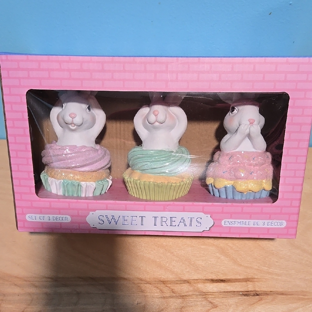 Sweet Treats Bunny Decor Set
